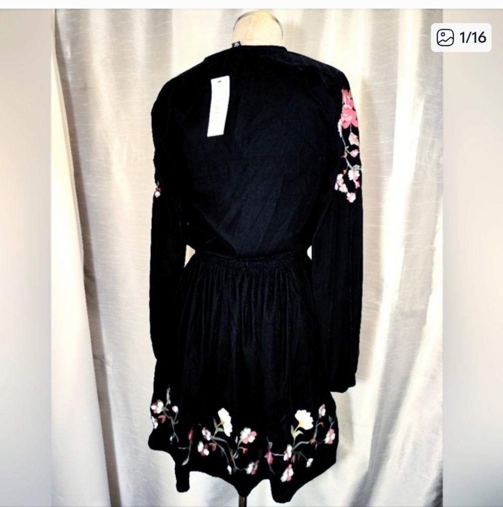 a.n.a TAG Rose Dress, Long Sleeve, Dress, Black, Floral Embroidery/Pleats, XS - Picture 4 of 16